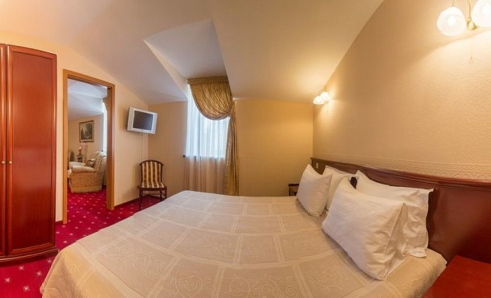 Hotel Kupechesky Krasnojarsk Zewnętrze zdjęcie